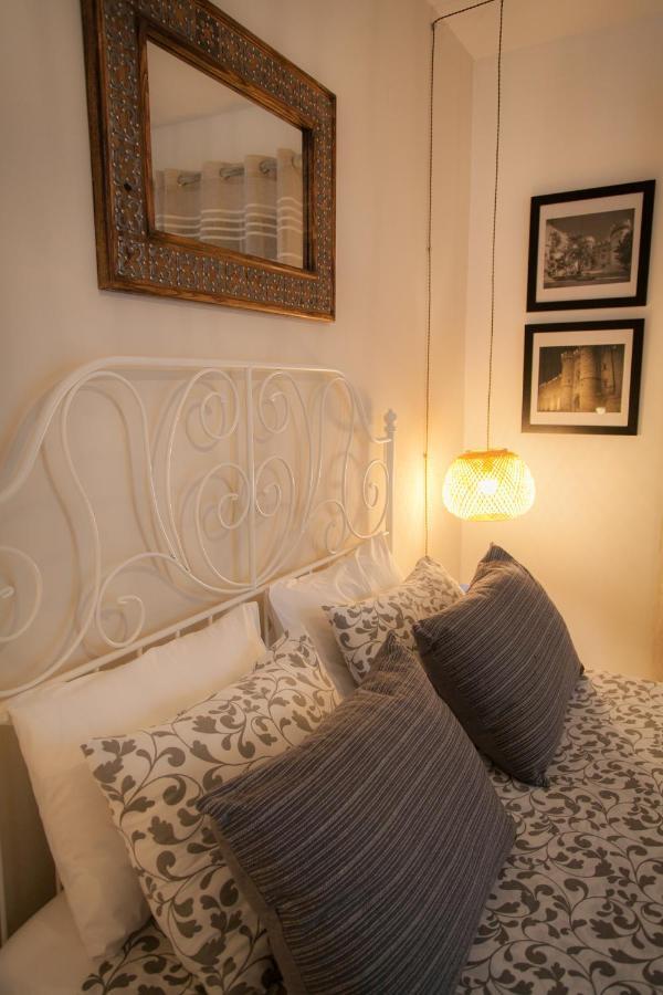 Rhodes Backpackers Boutique Hostel And Apartments Rhodes City Екстериор снимка