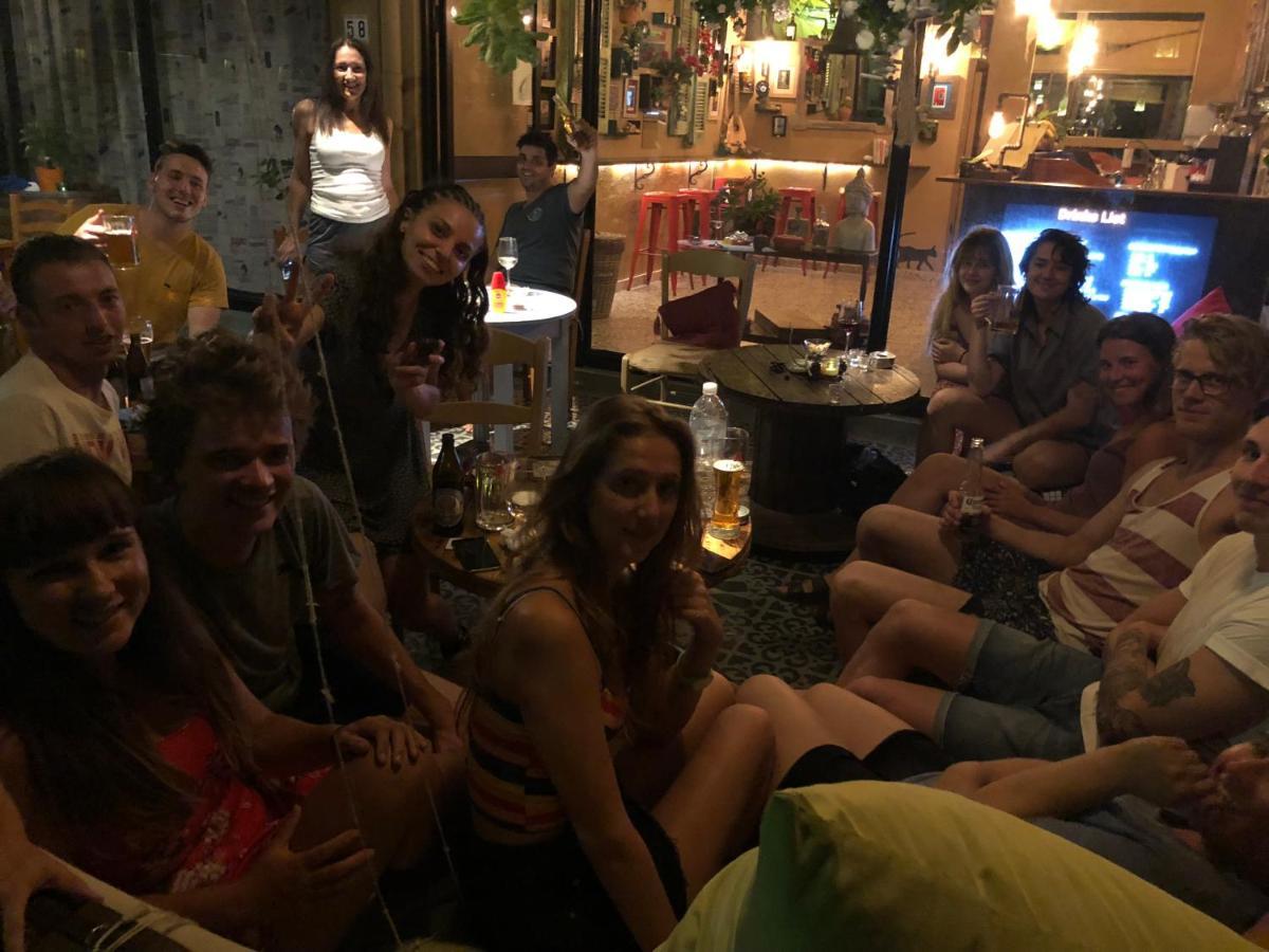 Rhodes Backpackers Boutique Hostel And Apartments Rhodes City Екстериор снимка