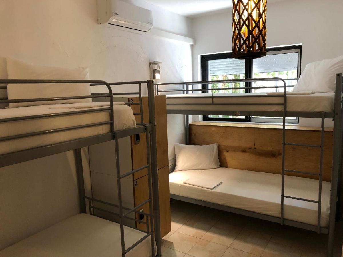 Rhodes Backpackers Boutique Hostel And Apartments Rhodes City Екстериор снимка