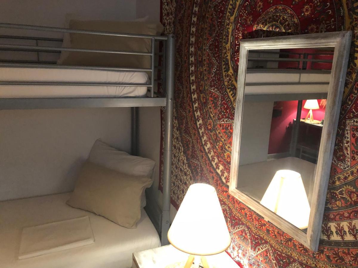 Rhodes Backpackers Boutique Hostel And Apartments Rhodes City Екстериор снимка